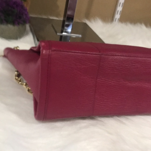 Tory Burch Leather Shoulder Bag - Picture 9 of 16